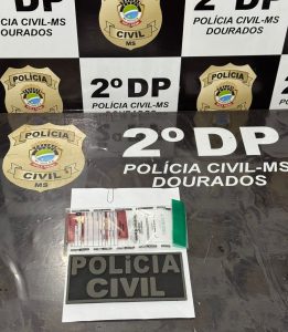 Advogada é presa por exercício ilegal da profissão em Dourados Advogada é presa por exercício ilegal da profissão em Dourados