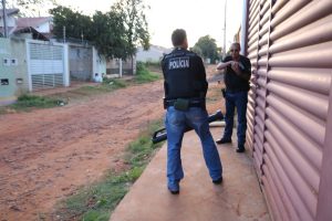 Polícia Civil cumpre mais de 50 mandados de prisão no MS após cruzamento de dados do CiberLab/MJSP Polícia Civil cumpre mais de 50 mandados de prisão no MS após cruzamento de dados do CiberLab/MJSP