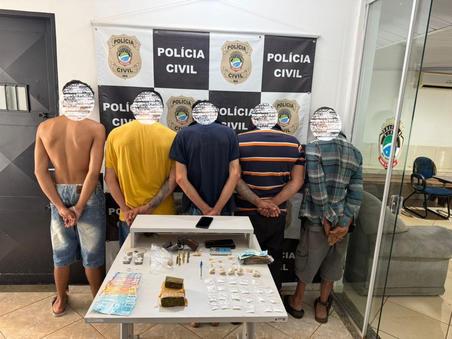 Operação da Polícia Civil em Eldorado