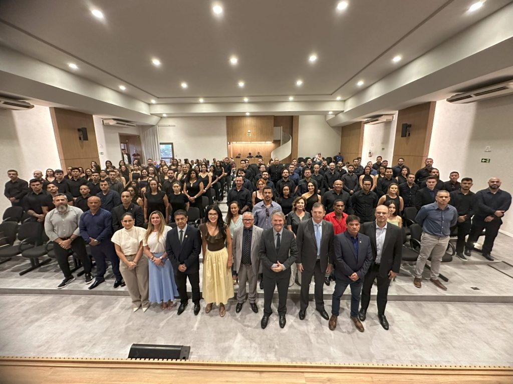 Governo do Estado forma socioeducadores para atuar nas Uneis Governo do Estado forma socioeducadores para atuar nas Uneis