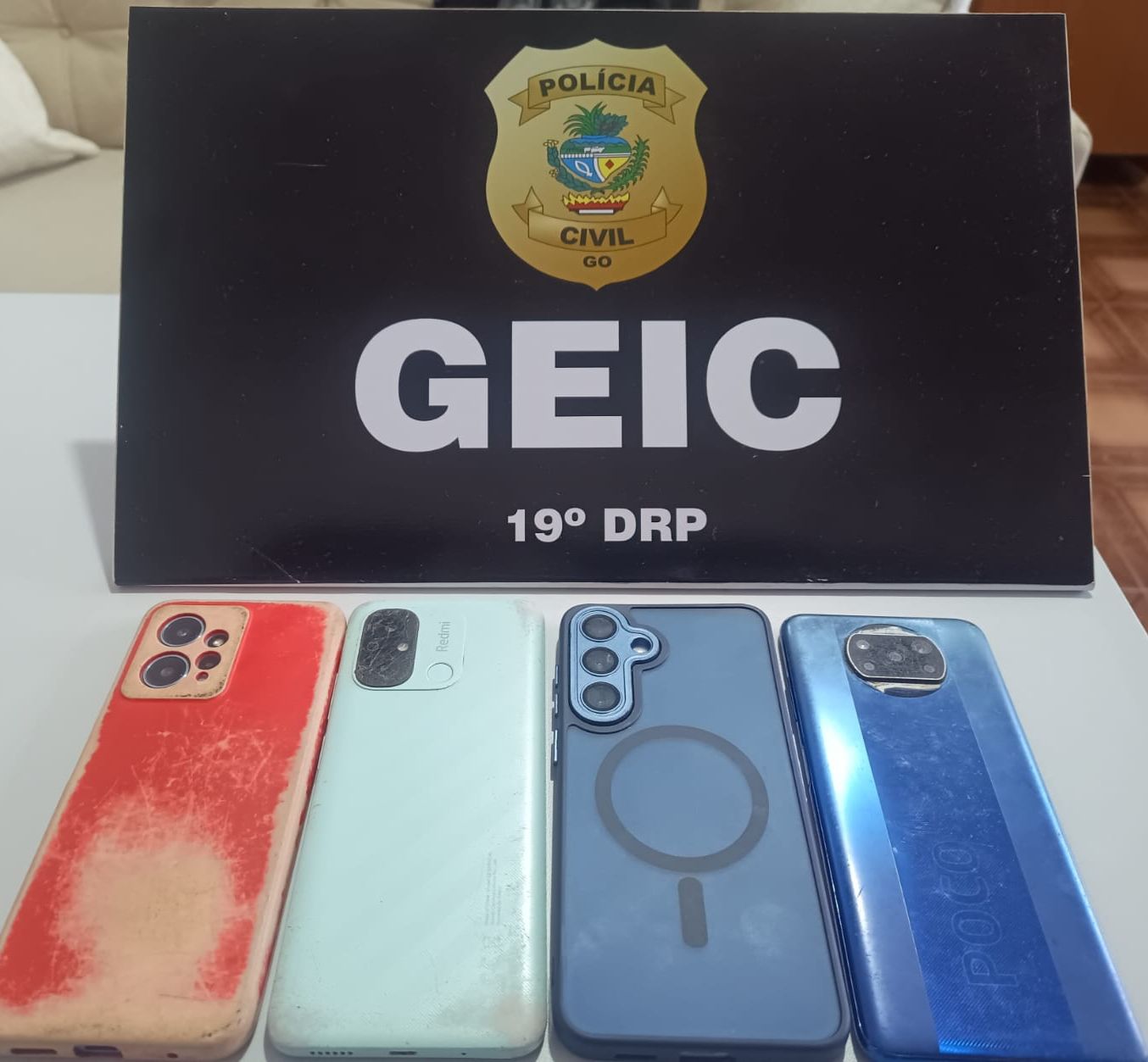 Polícia Civil cumpre mandados de busca e apreensão em Caldas Novas/GO no curso de investigação sobre fraudes em operações bancárias