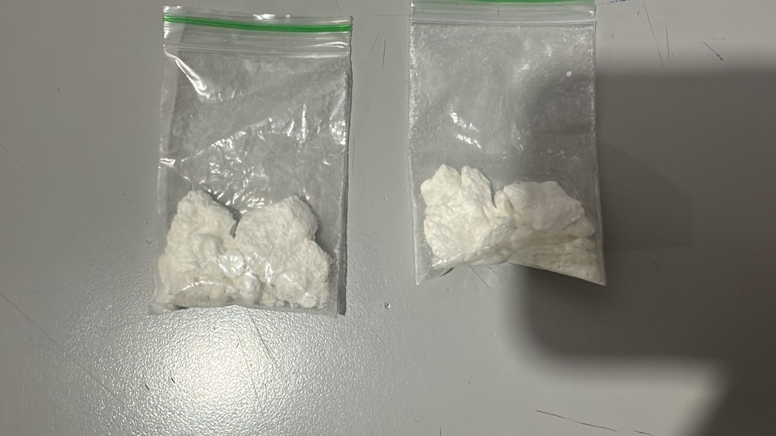 Polícia Civil prende homem por tráfico de drogas no Portal Caiobá, em Campo Grande Polícia Civil prende homem por tráfico de drogas no Portal Caiobá, em Campo Grande