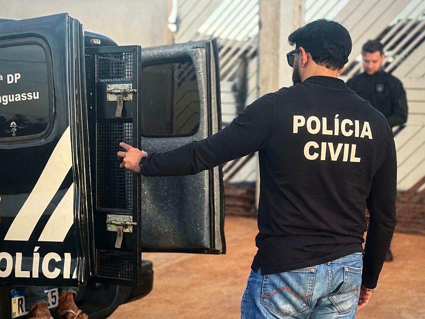 Policia Civil cumpre dois mandados de prisão em Bataguassu Policia Civil cumpre dois mandados de prisão em Bataguassu